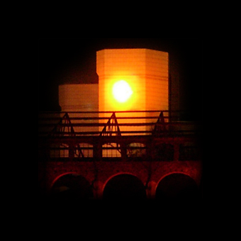 Night projection with artificial sun at the Fabbrica del Vapore