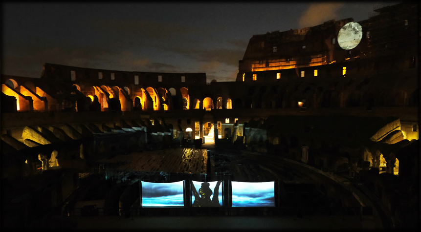 La luna sul Colosseo, il sogno del gladiatore